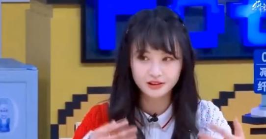 阿伟爆料邓倩照片高清视频,细节揭秘引网友热议  第2张